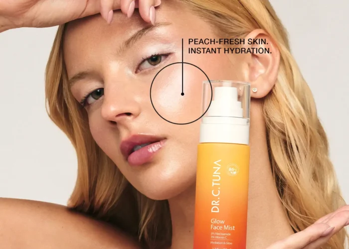 Dr. C. Tuna Glow Face Mist3